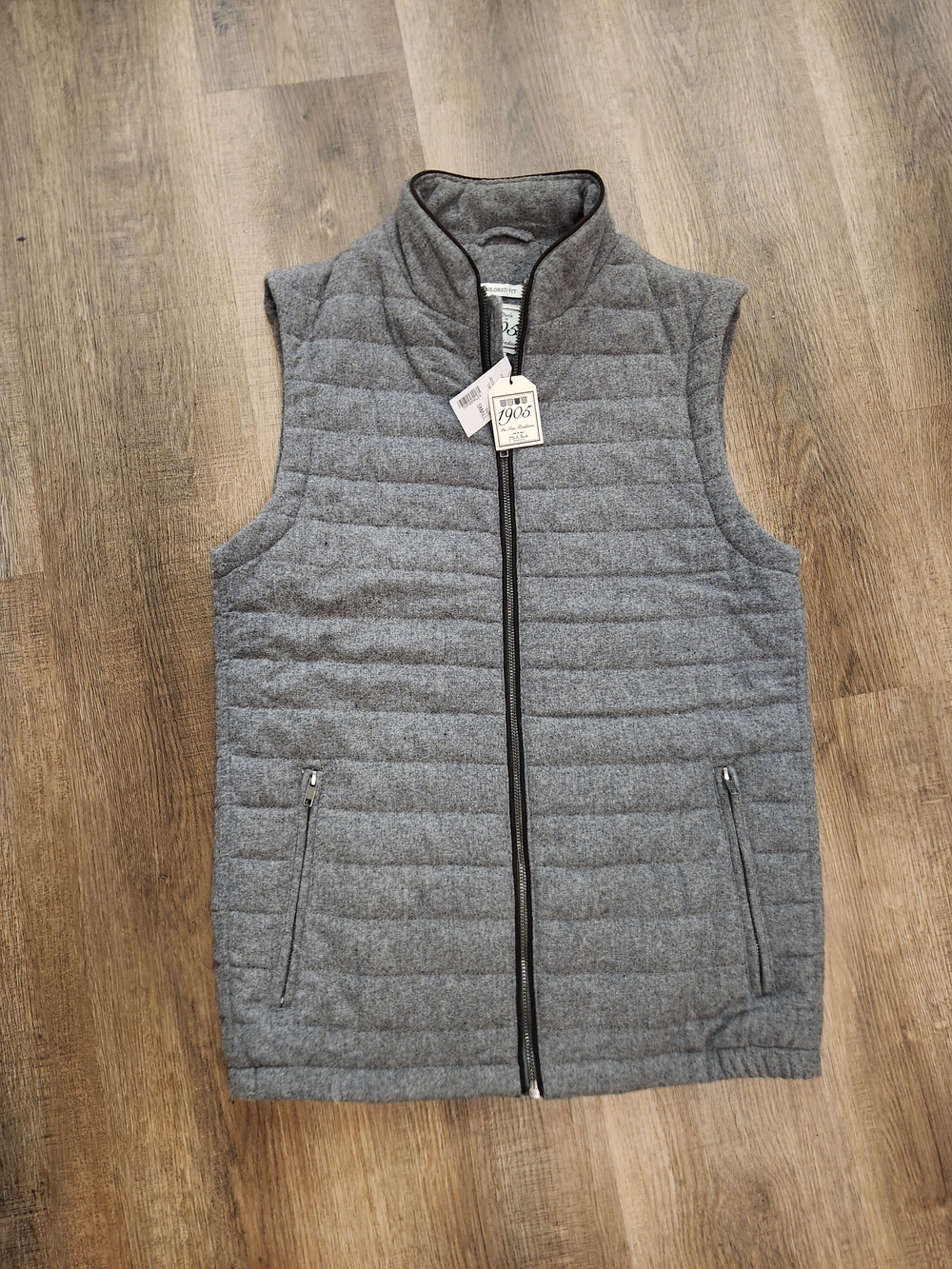 Jos. A. Bank NWT Men's Quilted Wool blend Grey full Zip Vest Tailored fit